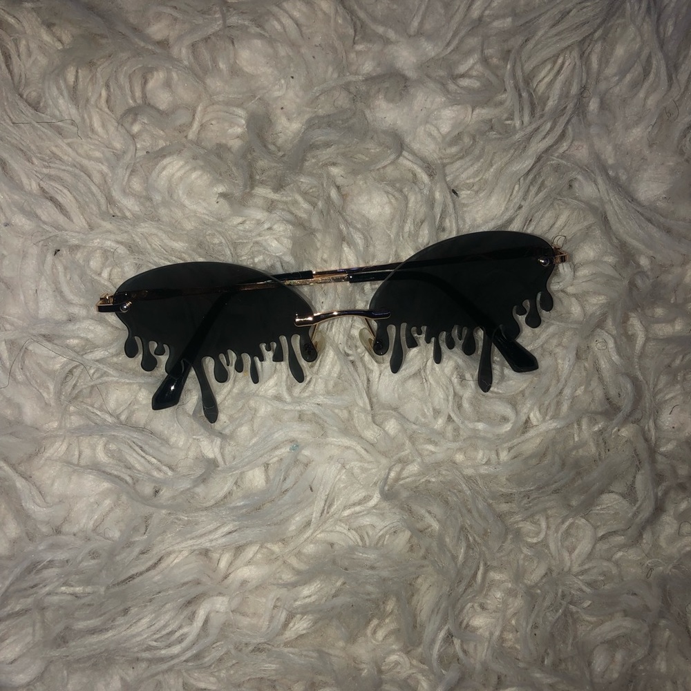 Black drippy Sunglasses
